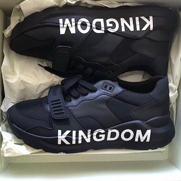 100 % authentic Burberry kingdom low top sneaker - Picture 2 of 2